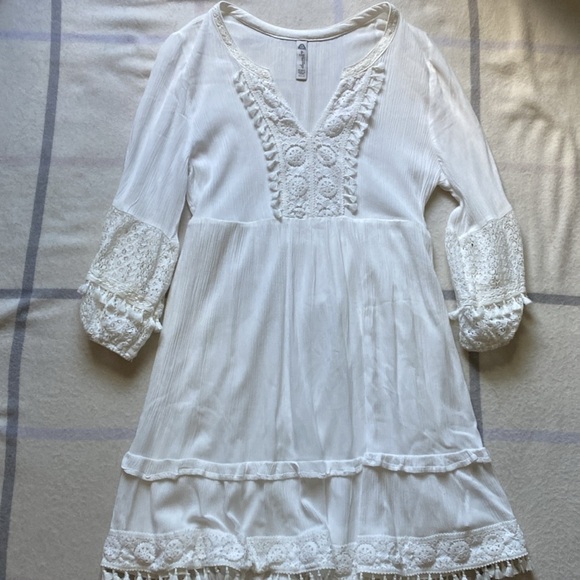 American Rag White Lace Detail, Billow Sleeves Boho Dress Size Medium - Picture 3 of 15